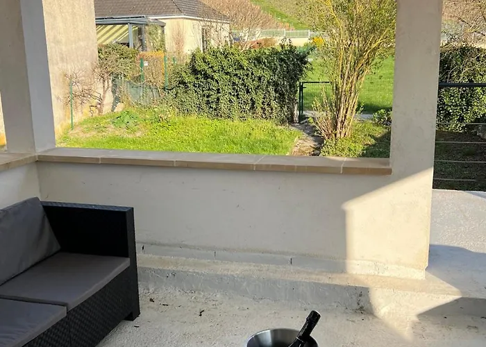 Au Coeur Des Vignes - Rive De Champagne * Vandières-sous-Chatillon